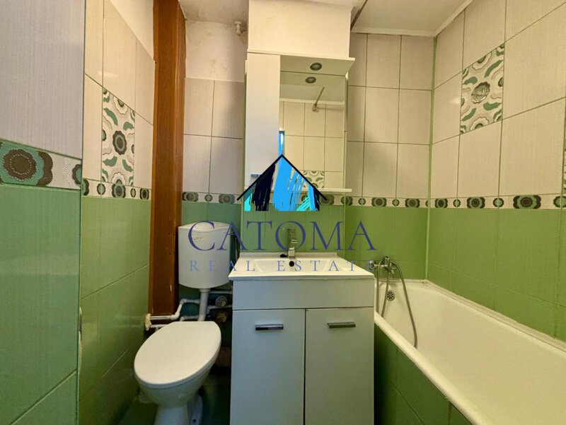 Pantelimon intersectie cu Sos. Fundeni  etaj 2/10 Decomandat